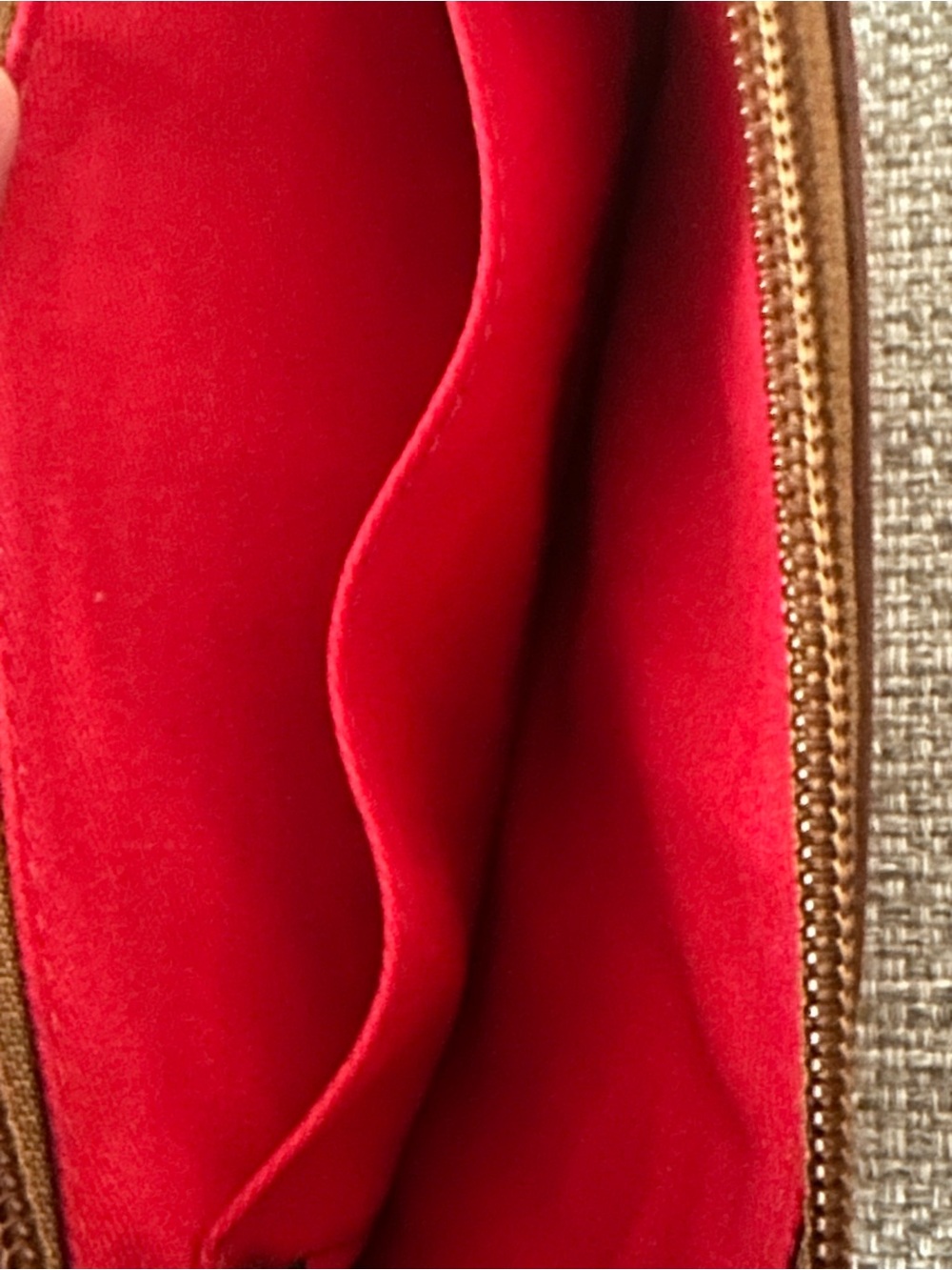 Dooney & Bourke Geranium Saffiano Leather Wristlet w/Vachetta Trim New - Picture 6 of 15